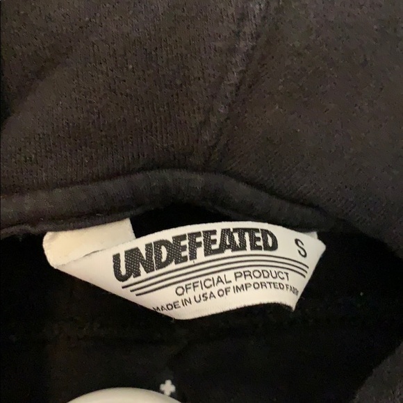 Men’s UNDEFEATED Black Hoodie Size Small - Picture 4 of 4